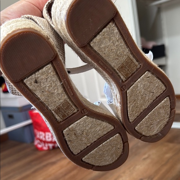 Madewell Cream Espadrille Shoes with Ankle Strap - Picture 3 of 4